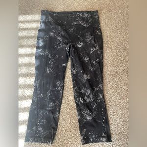 Lululemon Swift Speed High Rise Crop